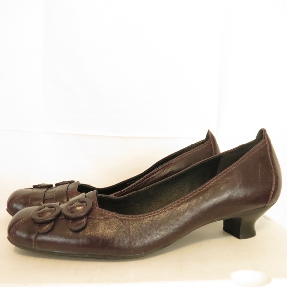 clarks artisan shoes uk